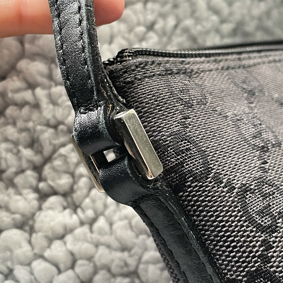 Black GUCCI boat bag pochette 10/10 - Picture 12 of 14